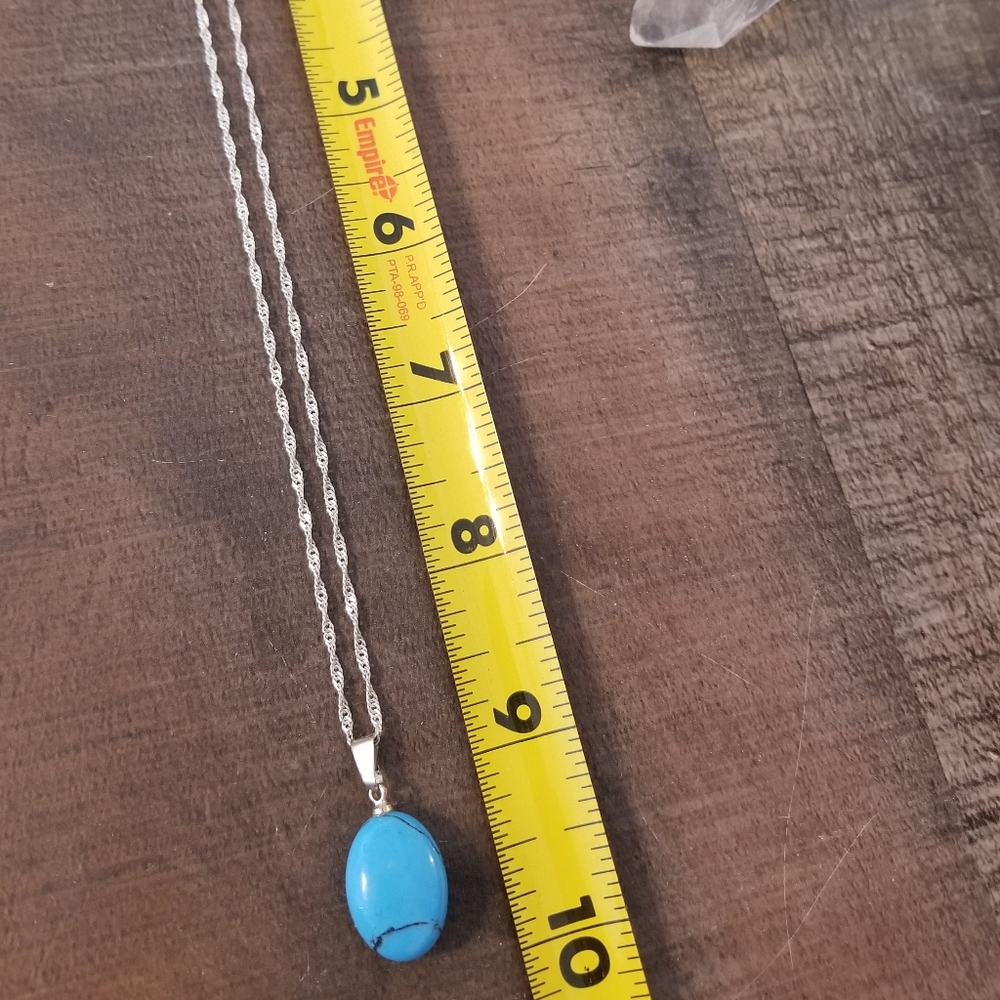 Turquoise pendant on chain - Picture 7 of 9